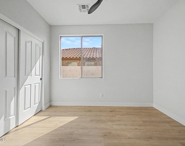 7062 W Andrew Lane - Photo Thumbnail 33