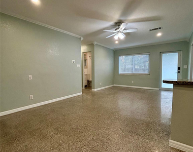 5950 Ne 6th Avenue - Photo Thumbnail 7