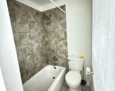 2132 Ne Pelican Terrace - Photo Thumbnail 13