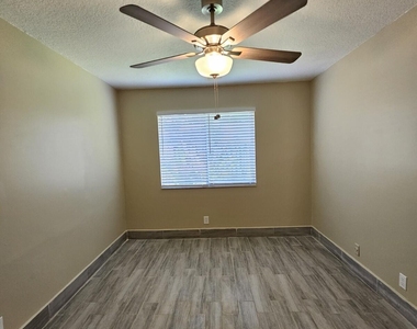 4859 Orleans Court - Photo Thumbnail 20