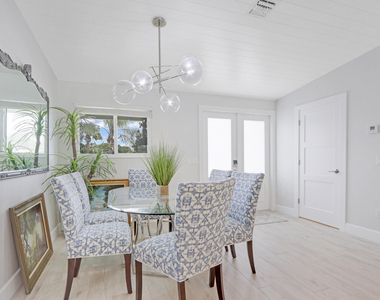 27 Willow Road - Photo Thumbnail 6