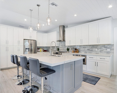 27 Willow Road - Photo Thumbnail 11