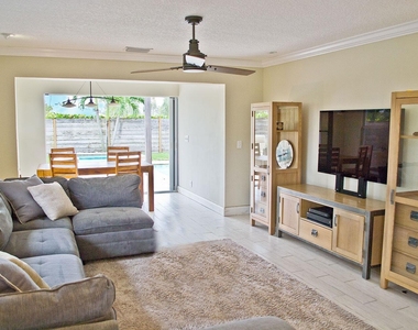 922 Turner Road - Photo Thumbnail 3
