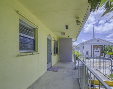 216 N Federal Highway - Photo Thumbnail 6