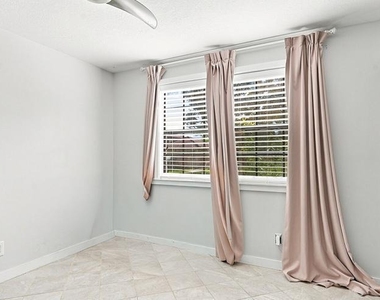2480 Se Garden Terrace - Photo Thumbnail 13