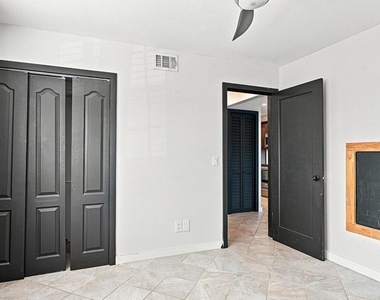 2480 Se Garden Terrace - Photo Thumbnail 12