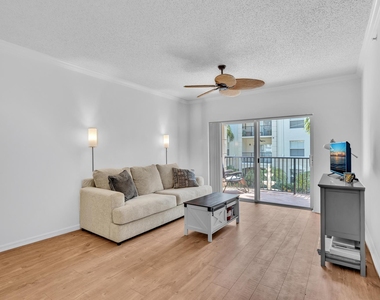 4216 Tuscany Way - Photo Thumbnail 25