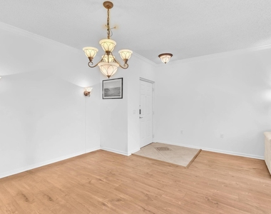 4216 Tuscany Way - Photo Thumbnail 17
