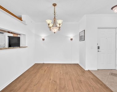 4216 Tuscany Way - Photo Thumbnail 4
