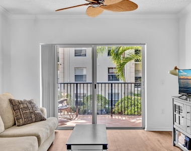 4216 Tuscany Way - Photo Thumbnail 5