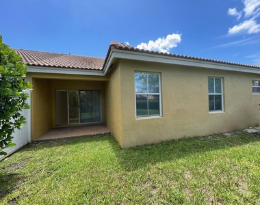 1630 Zenith Way - Photo Thumbnail 41
