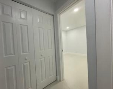 1630 Zenith Way - Photo Thumbnail 26