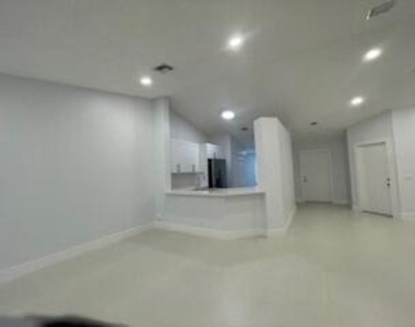 1630 Zenith Way - Photo Thumbnail 37