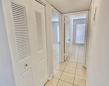 1500 N Congress Avenue - Photo Thumbnail 16