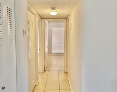 1500 N Congress Avenue - Photo Thumbnail 12