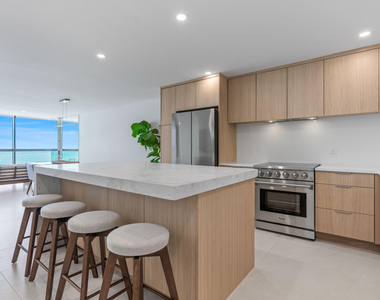 10410 S Ocean Drive - Photo Thumbnail 3
