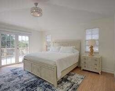 475 Seabrook Road - Photo Thumbnail 11