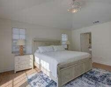 475 Seabrook Road - Photo Thumbnail 10