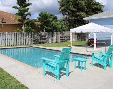 475 Seabrook Road - Photo Thumbnail 3