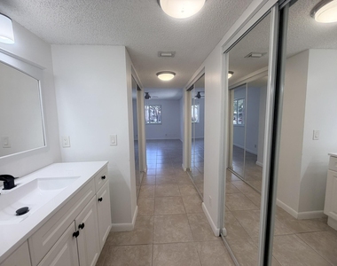 9955 Westview Drive - Photo Thumbnail 17