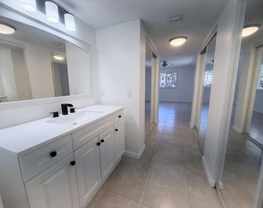 9955 Westview Drive - Photo Thumbnail 16