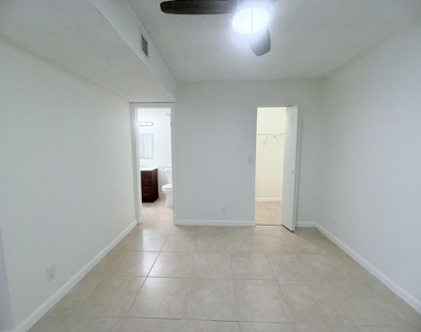 9955 Westview Drive - Photo Thumbnail 9