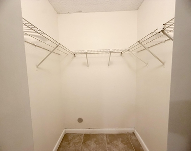 9955 Westview Drive - Photo Thumbnail 10