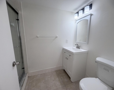 9955 Westview Drive - Photo Thumbnail 20