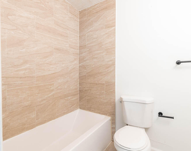 314 E Gateway Boulevard - Photo Thumbnail 19