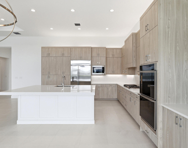 9008 Corsican Finch Court - Photo Thumbnail 7