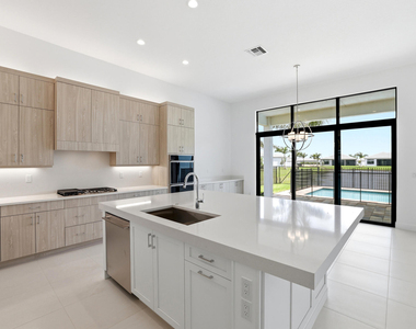 9008 Corsican Finch Court - Photo Thumbnail 2