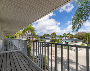324 W Pine Street - Photo Thumbnail 21