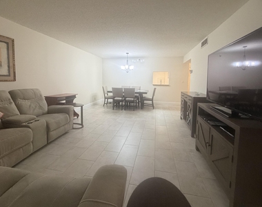 6866 Huntington Lane - Photo Thumbnail 23