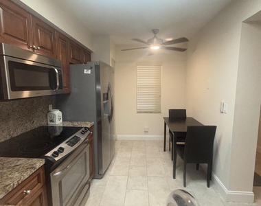 6866 Huntington Lane - Photo Thumbnail 23