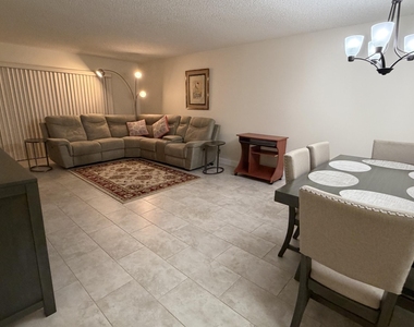 6866 Huntington Lane - Photo Thumbnail 22