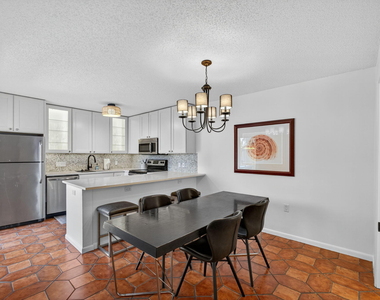1700 Embassy Drive - Photo Thumbnail 10
