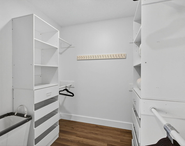 1700 Embassy Drive - Photo Thumbnail 27