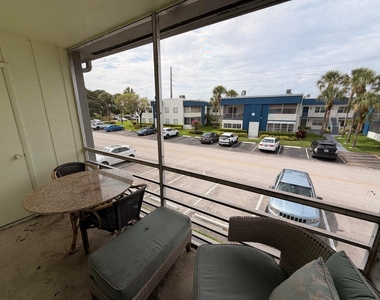 569 Normandy L - Photo Thumbnail 7