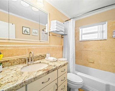 332 Nw 26th Court - Photo Thumbnail 26