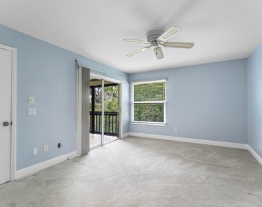 8388 Se Croft Circle - Photo Thumbnail 4