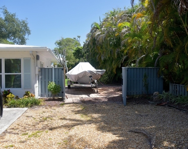 219 Old Jupiter Beach Road - Photo Thumbnail 1