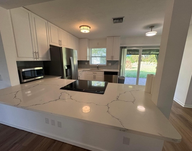219 Old Jupiter Beach Road - Photo Thumbnail 6