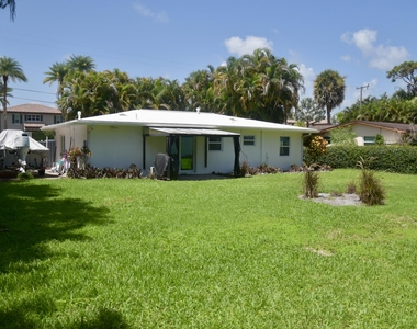 219 Old Jupiter Beach Road - Photo Thumbnail 2
