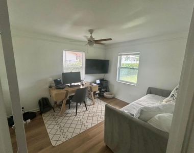 219 Old Jupiter Beach Road - Photo Thumbnail 11