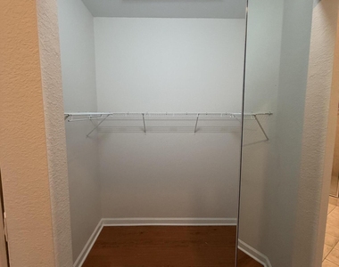 8079 Nw 127th Lane - Photo Thumbnail 16
