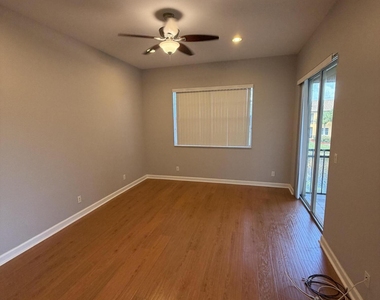 8079 Nw 127th Lane - Photo Thumbnail 14