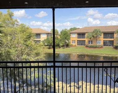 8079 Nw 127th Lane - Photo Thumbnail 9