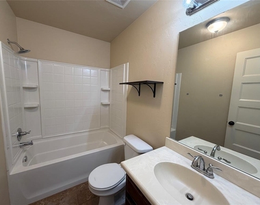 3420 Bear Mountain Drive - Photo Thumbnail 34