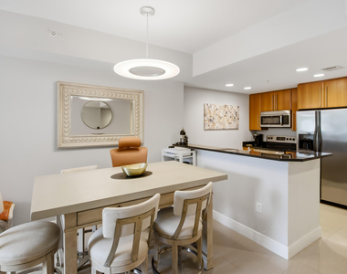 191 Se 20th Avenue - Photo Thumbnail 14