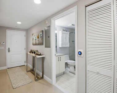 191 Se 20th Avenue - Photo Thumbnail 7